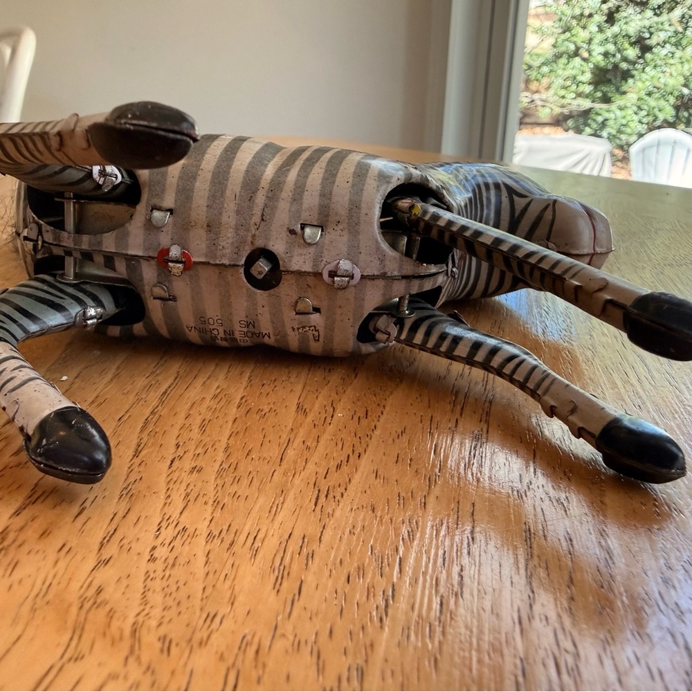 Vintage 1970s Jumping Zebra Tin Toy 5"x4" - Picture 4 of 5